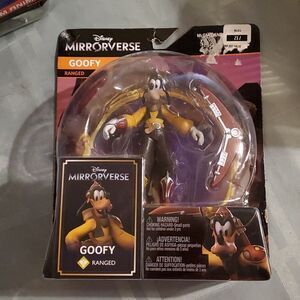 Disney Mirrorverse Goofy Ranged McFarlane Toys, New !